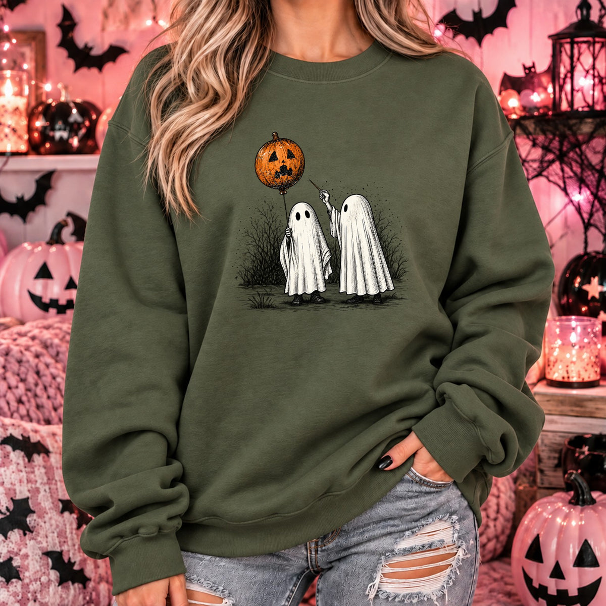 Ghost friends pumpkin balloon Halloween sweatshirt in black